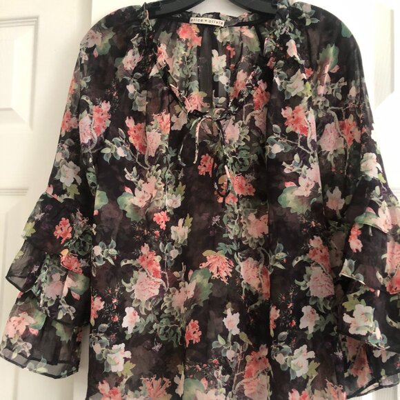 Alice and Olivia Kallie Printed Georgette Blouse with Ruffled Sleeves - Picture 2 of 8